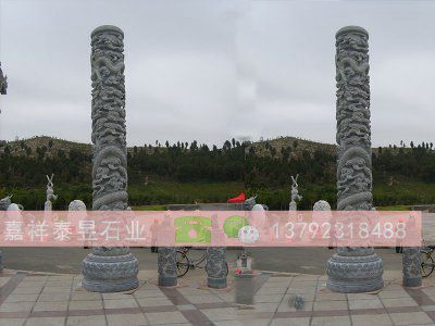 石龙柱通常又称为石雕盘龙柱